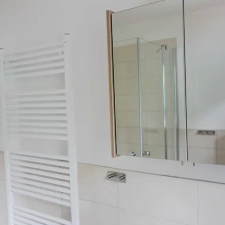 Hébergement de vacances Ferienhaushaelfte Duenenblick Graal-Mueritz