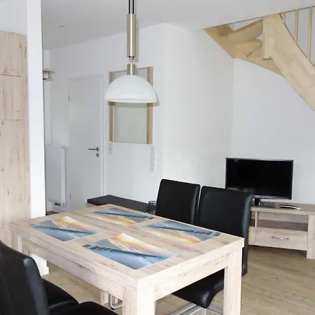 Ferienhaushaelfte Duenenblick * Graal-Mueritz