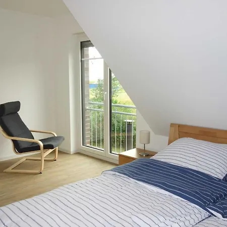 Hébergement de vacances Ferienhaushaelfte Duenenblick *