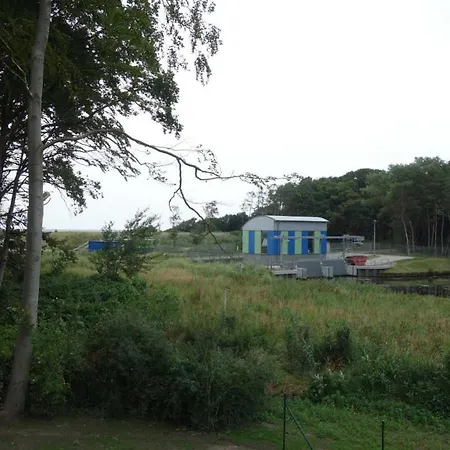 Hébergement de vacances Ferienhaushaelfte Duenenblick Graal-Mueritz