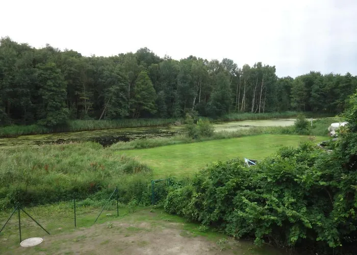 Dom wakacyjny Ferienhaushaelfte Duenenblick Graal-Mueritz